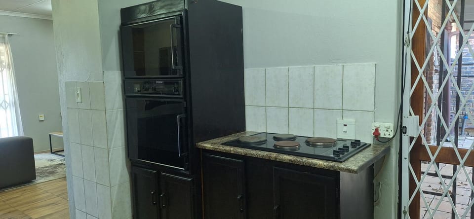 Sandgrouse Guesthouse Bed and Breakfast in Pretoria