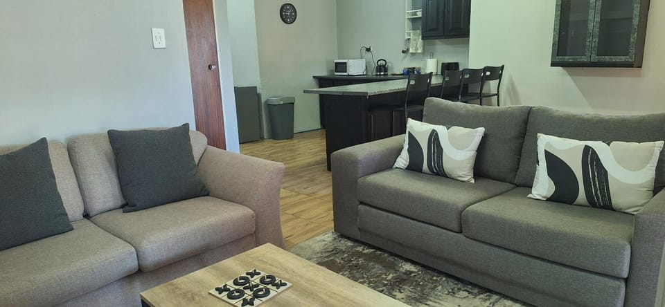 Sandgrouse Guesthouse Bed and Breakfast in Pretoria
