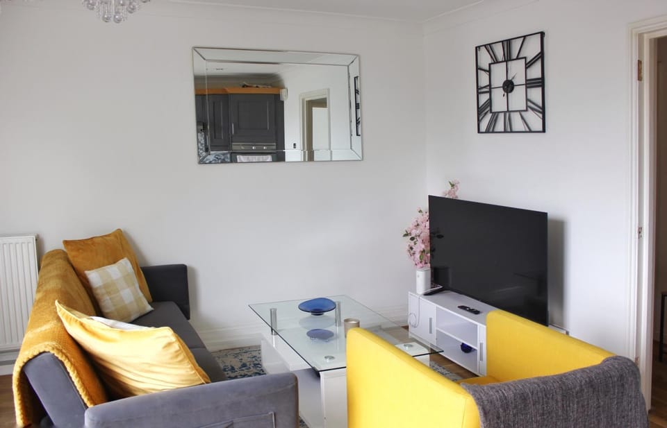 1 bedroom apartment near Clapham North and Clapham High Street station Apartment in London