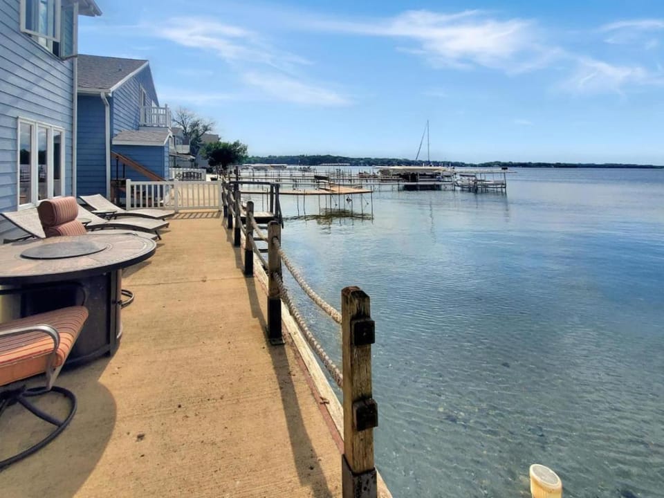 Unsalted Shores on Big Spirit Lake House in Iowa