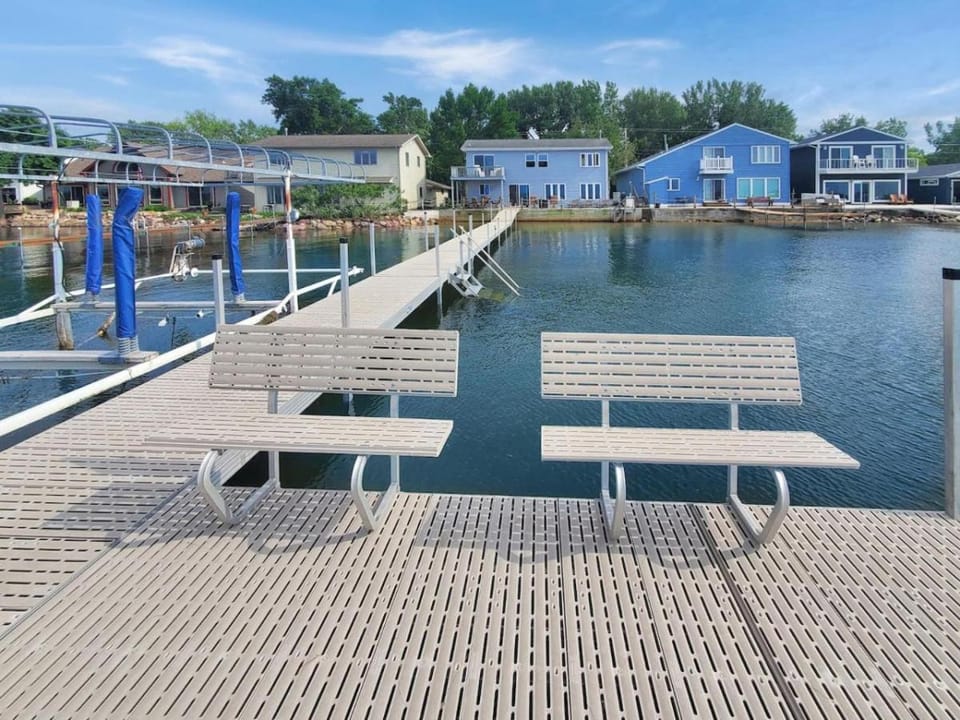 Unsalted Shores on Big Spirit Lake House in Iowa