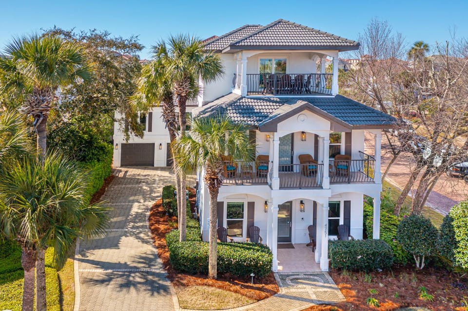 Sun Ray Getaway House in Destin