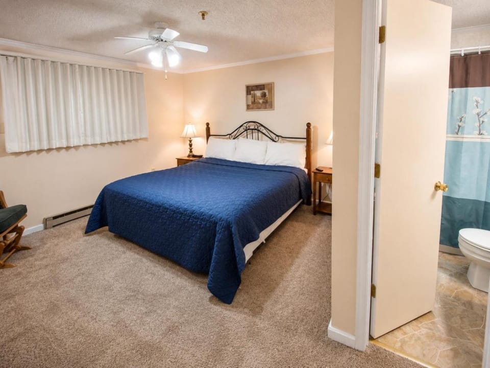 ML186 First Floor WiFi EZ Gated Parking Near Village Slopes Apartment in Snowshoe