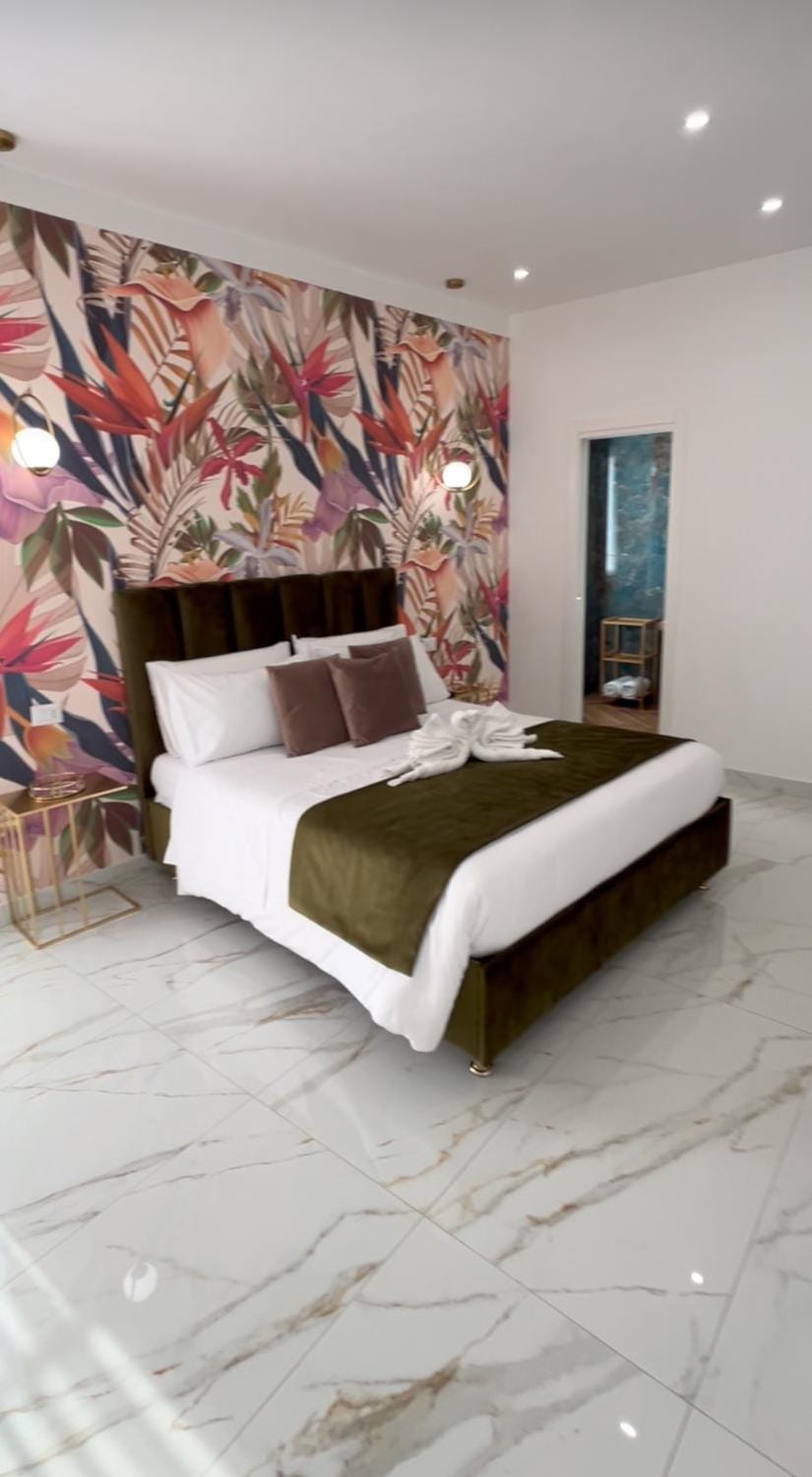 Savior Deluxe Rooms Bed and Breakfast in Naples