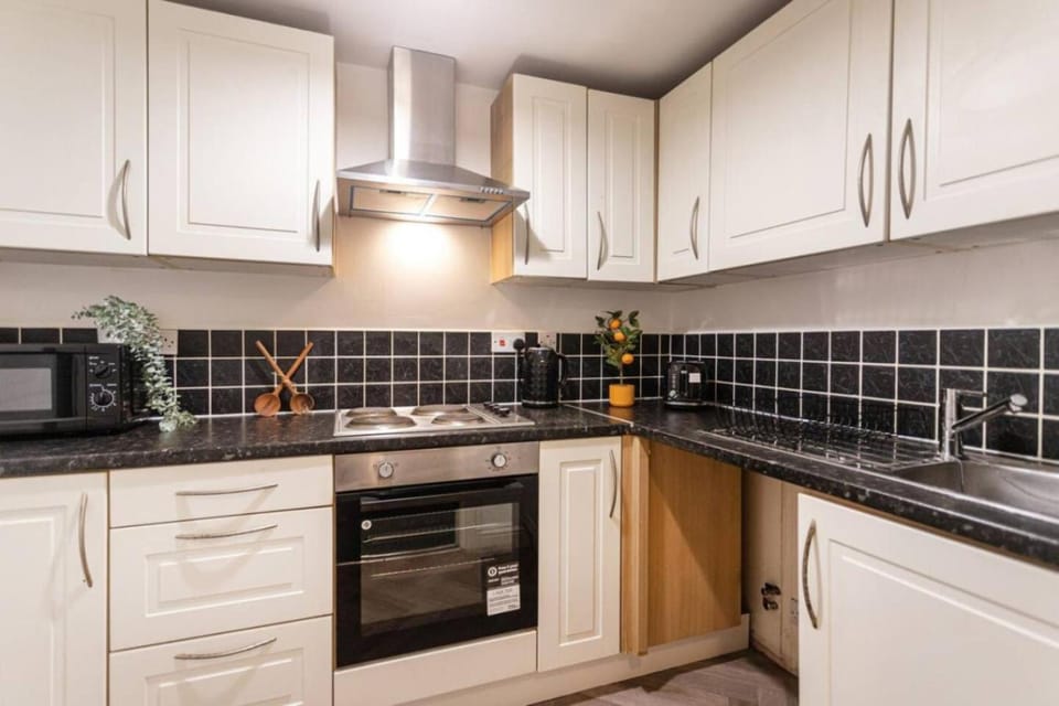 Sunnyside 2 - Contractor Long Stays by ShortStayUK Apartment in Bristol