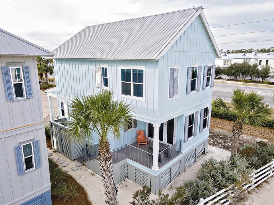 Crystal Paradise Cottage at Romar House in Orange Beach