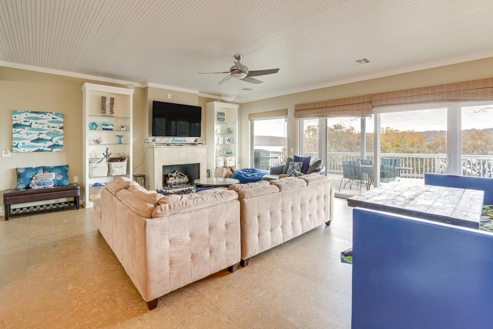 Fire Pit and Stunning Views Lake Eufaula Retreat! House in Eufaula