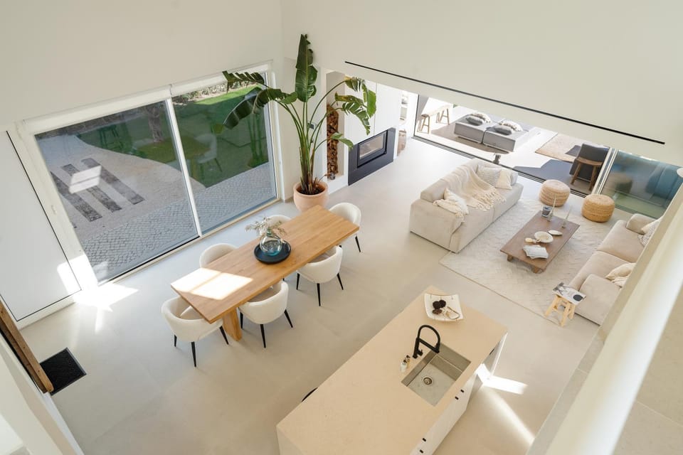 Living room, Dining area, kitchen