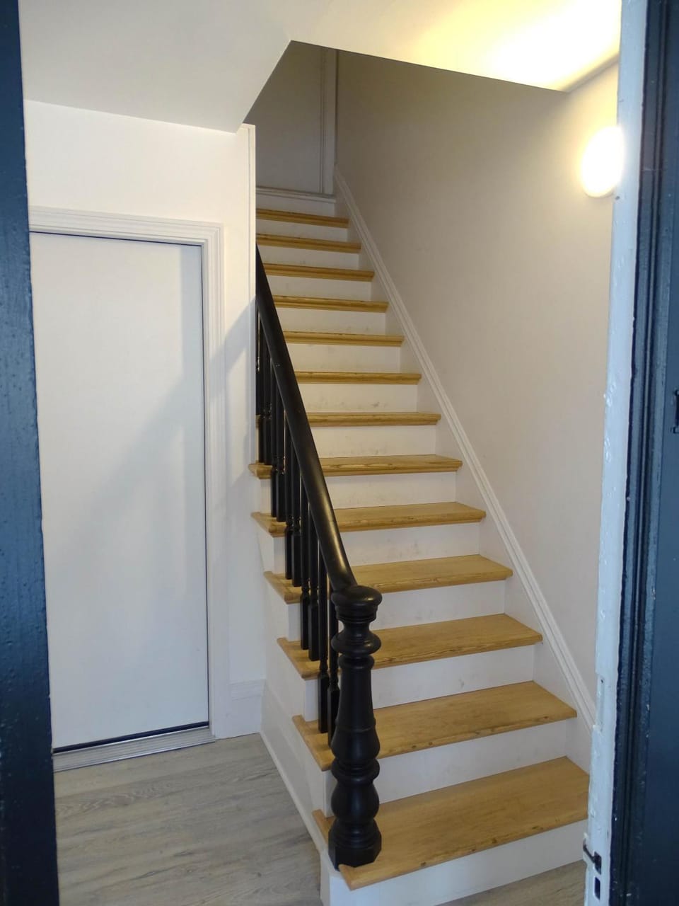 Comfortable 3 Bed Apt in Quiet Neighborhood Apartment in Natick