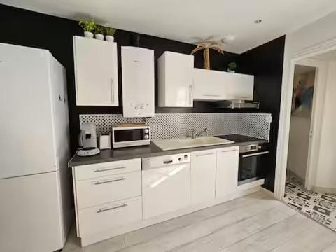 Cosy Chic - Balcon Apartment in Pau
