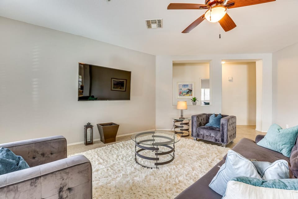 Golfer's Retreat w/ Outdoor Oasis in Scottsdale! House in Carefree