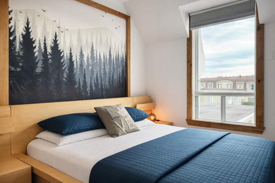 Le Wolfe - 2 Bedrooms - 2 min Falls - Free Parking Apartment in Quebec City