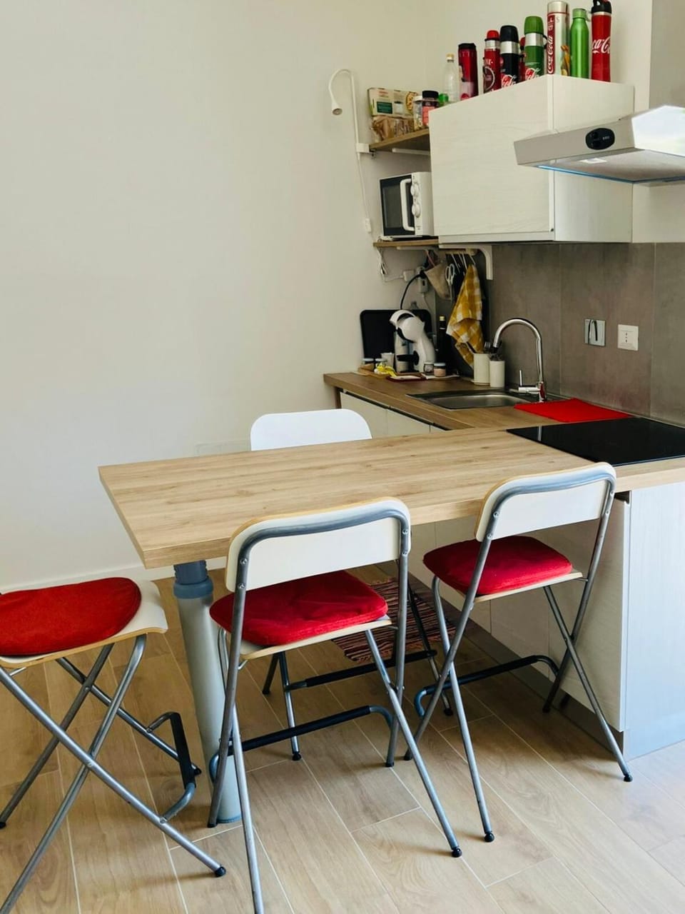Coffee/tea facilities, Kitchen or kitchenette