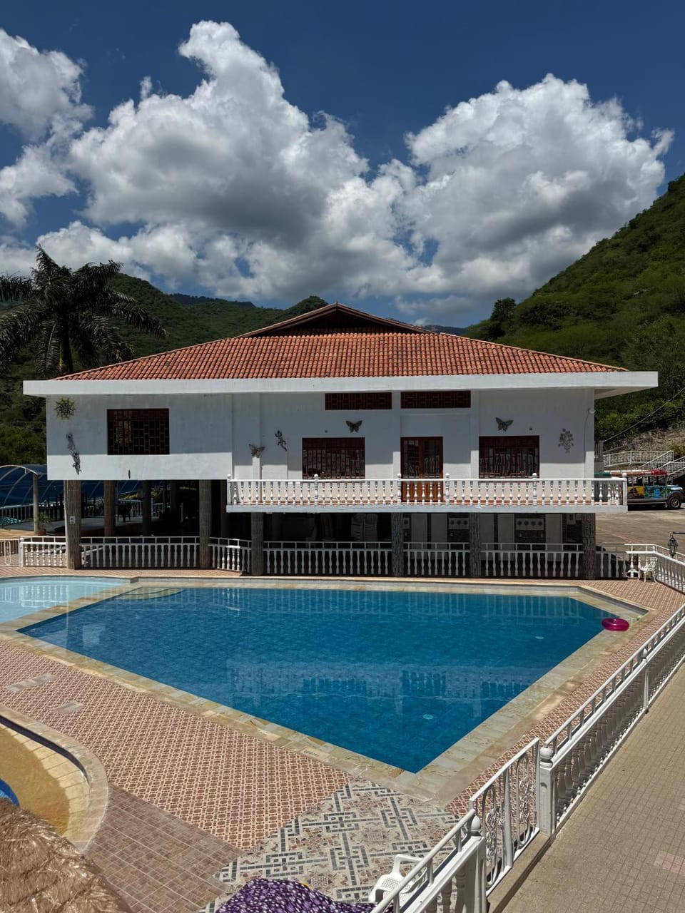 Pool view, Swimming pool