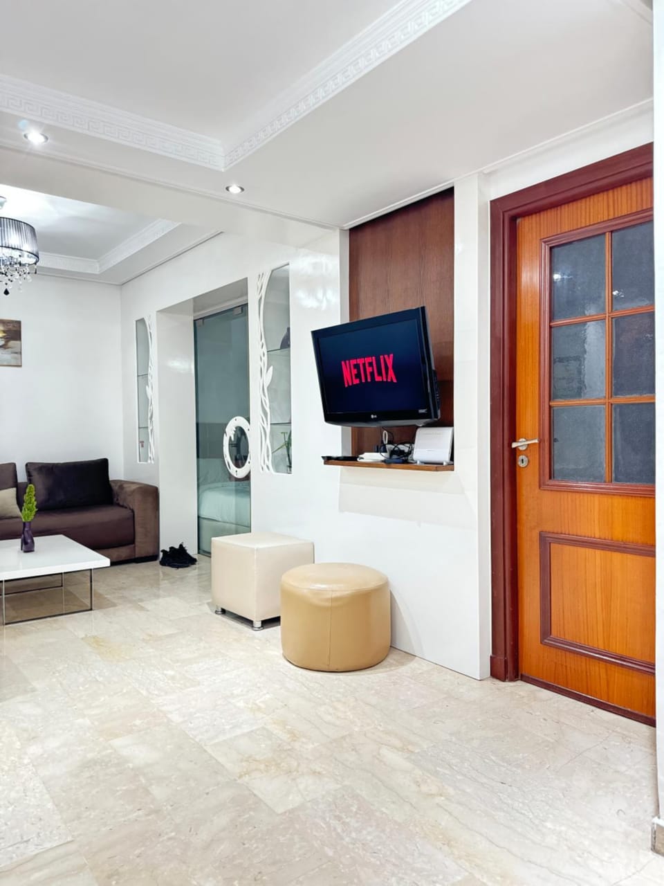 Communal lounge/ TV room, TV and multimedia, Living room
