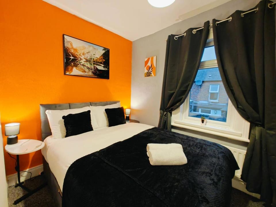 2BR Fortuna Meadow House in Belfast
