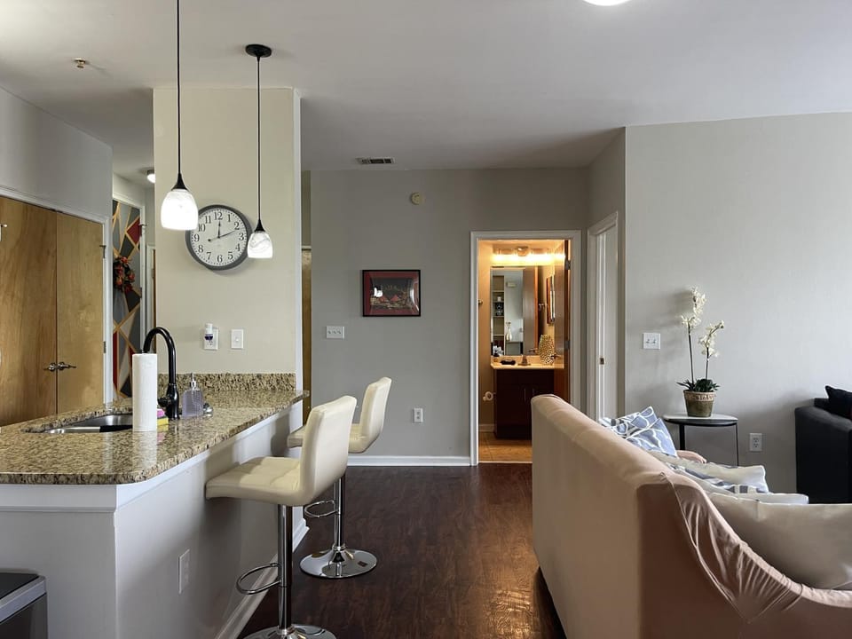 Stylish Sky Lofts Condo in Historic West End condo Apartment in Atlanta