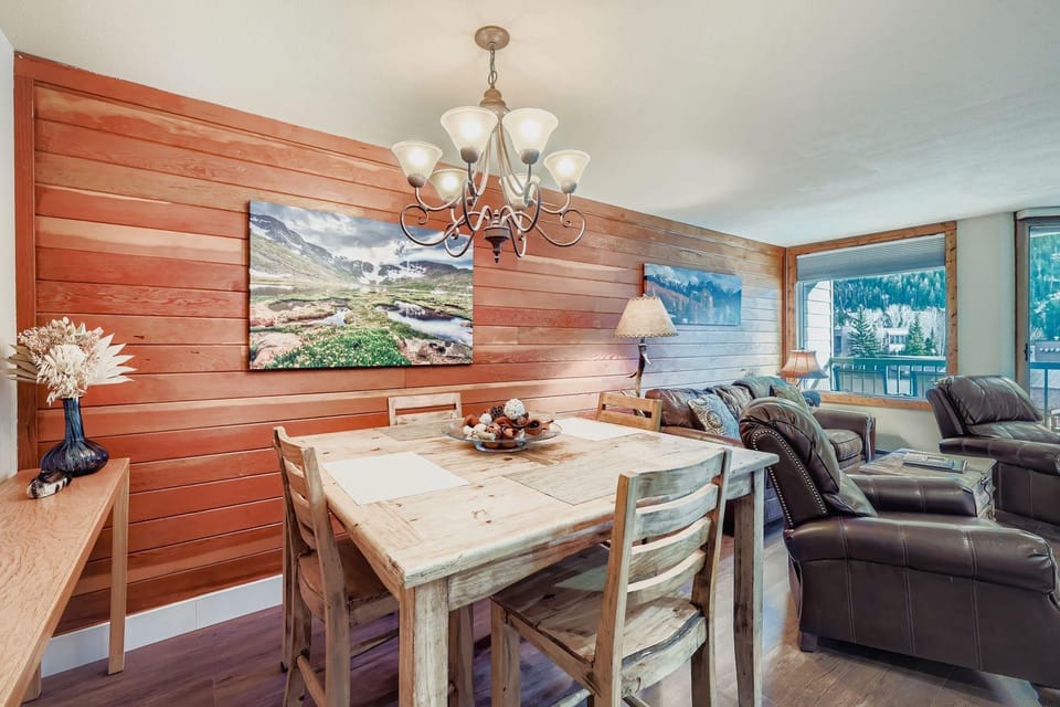 1483 Lakeside condo Apartment in Keystone