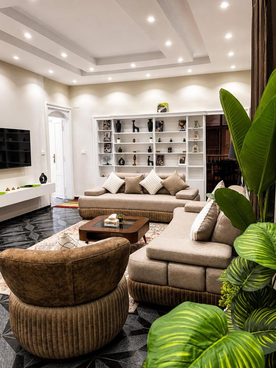 TV and multimedia, Living room, Seating area
