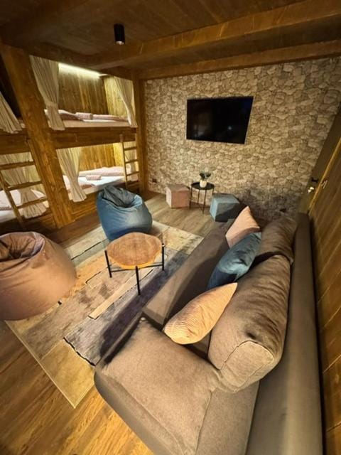 Communal lounge/ TV room, Living room, Photo of the whole room, Seating area, Bedroom