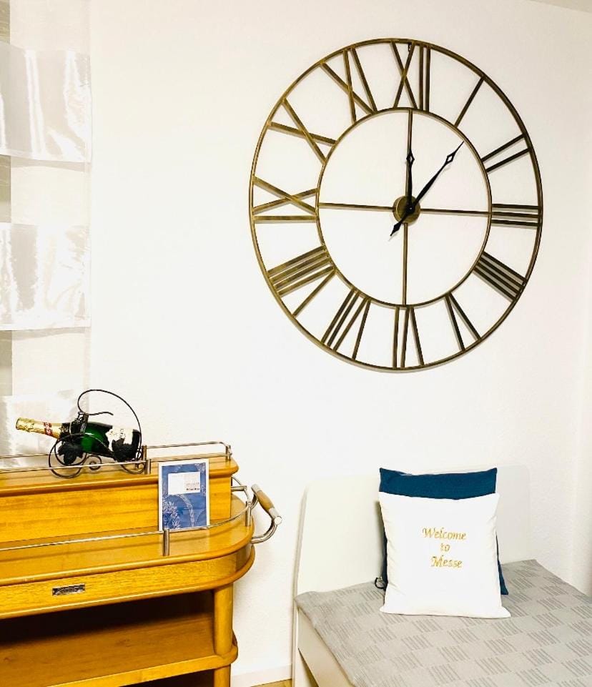 WelcomeToMessePremium Three Bedroom Apartment Apartment in Lower Saxony, Germany
