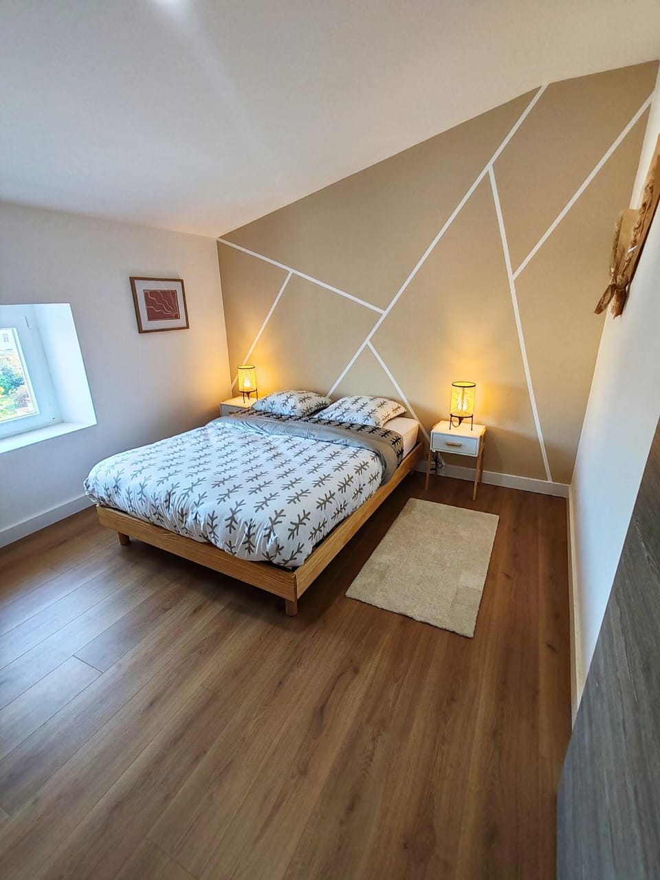 Bed, Photo of the whole room, Bedroom