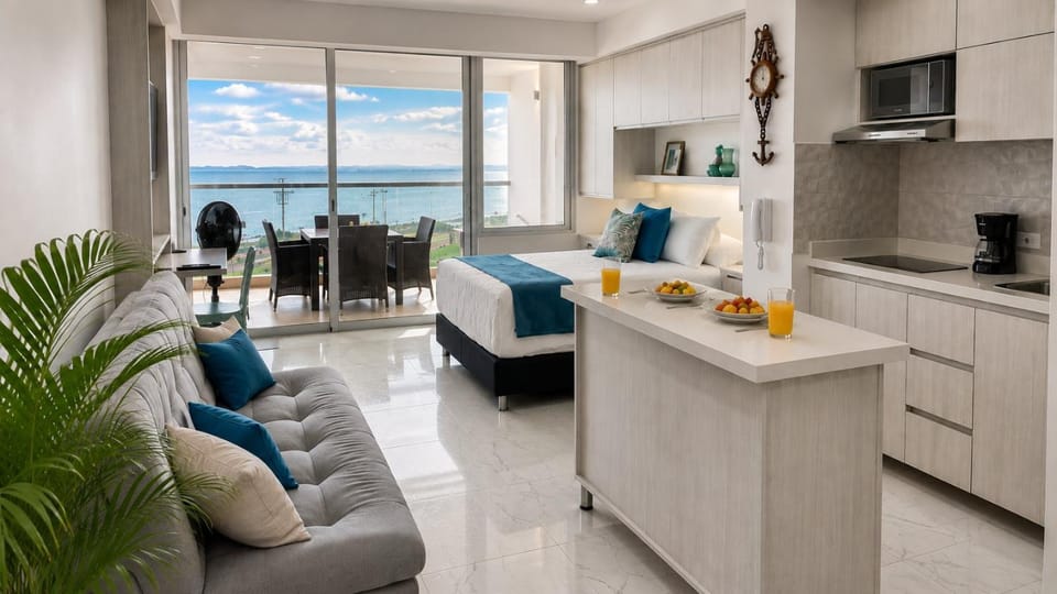 CB726 | Suite moderna frente al mar con balcón y cocina con isla Apartment in Cartagena