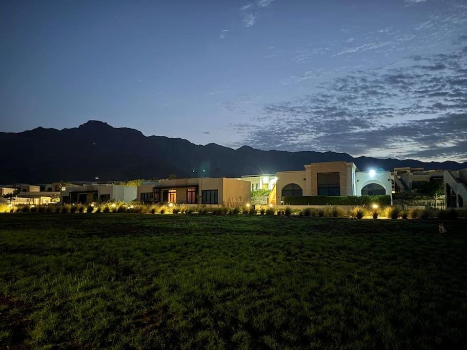 Property building, Natural landscape, Mountain view