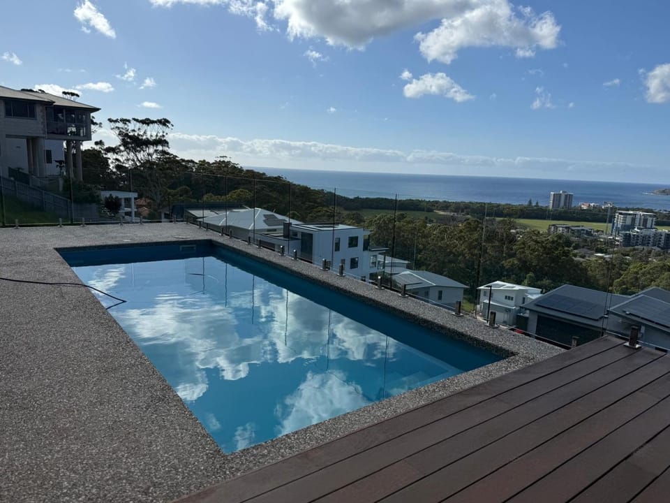 Mountain-Top Ocean View in Coffs Harbour Apartment in Coffs Harbour