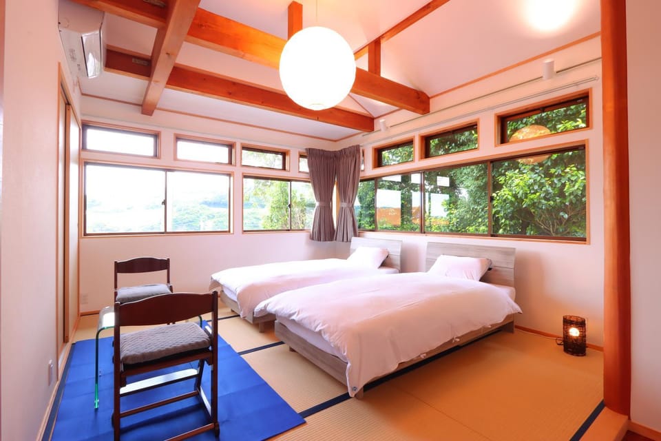 Bed, Photo of the whole room