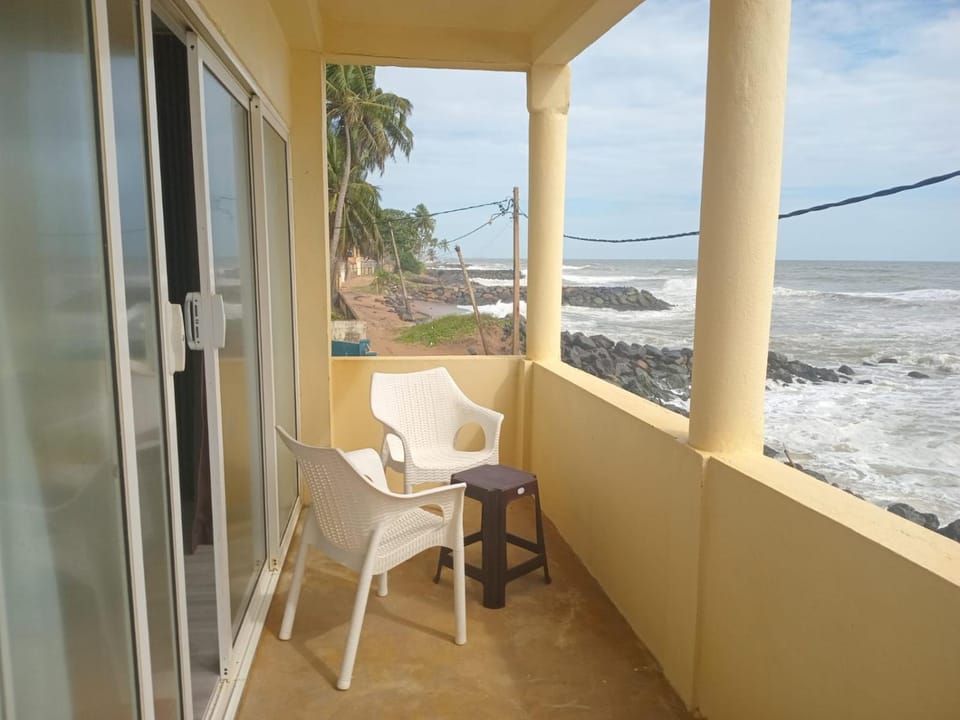 Inuli Coco Hut Bed and Breakfast in Wadduwa