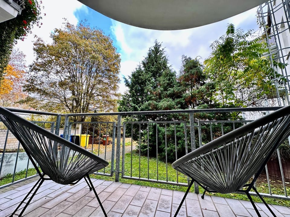 Patio, Garden view