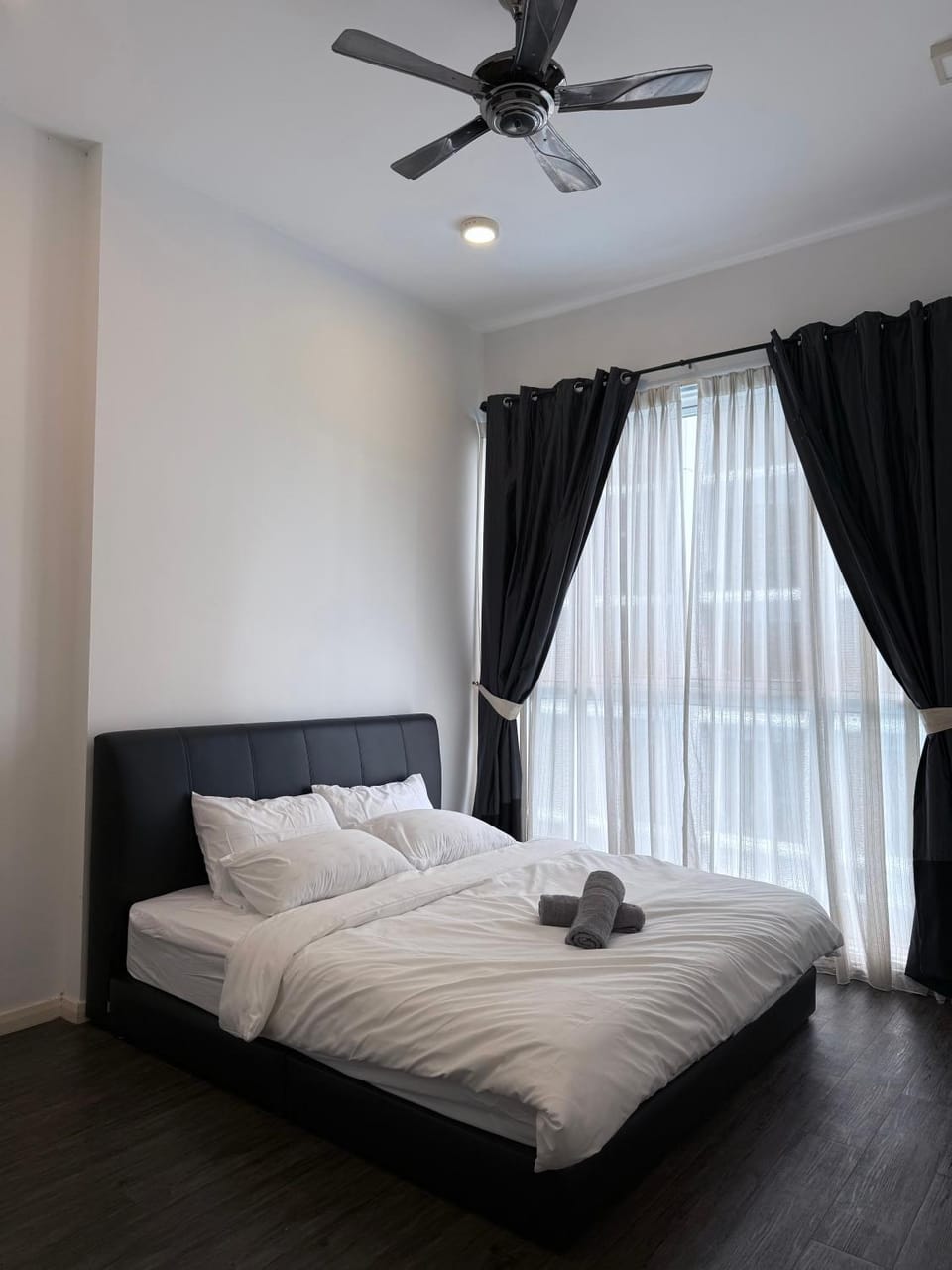 Bed, Bedroom, Pool view, towels, air conditioner