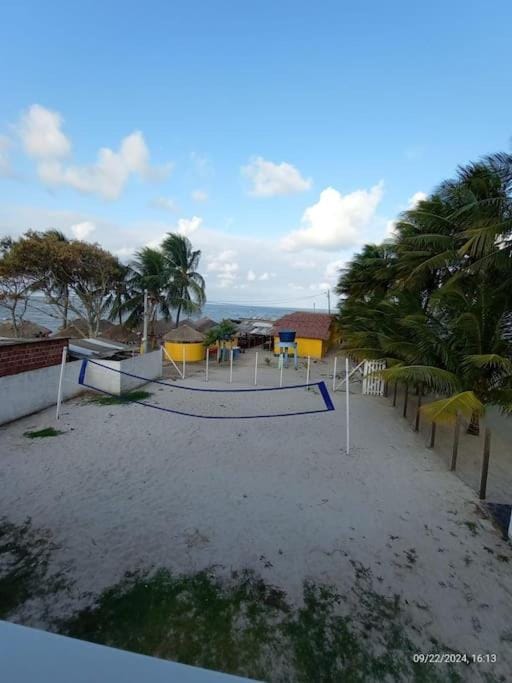 Apartamento no Forte Orange - Itamaraca, pé na areia de frente para o mar Apartment in Itamaracá