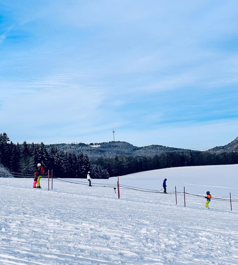 Winter, Skiing