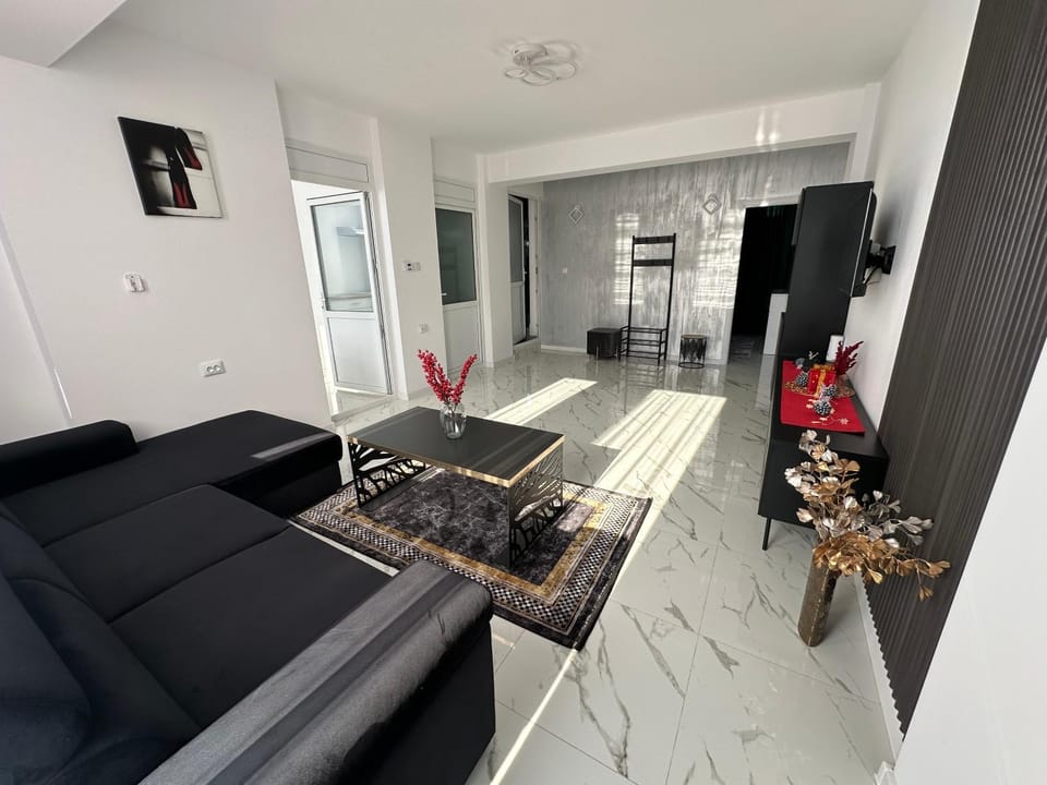 CasaWYW 3 Apartment in Craiova