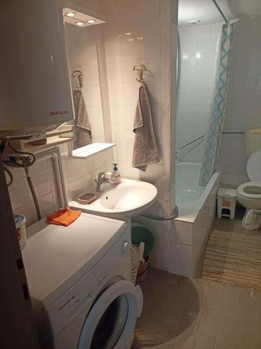 Γκαρσονιέρα κοντά στο πανεπιστήμιο, περ κόμβος ΤΕΙ Apartment in Decentralized Administration of Macedonia and Thrace