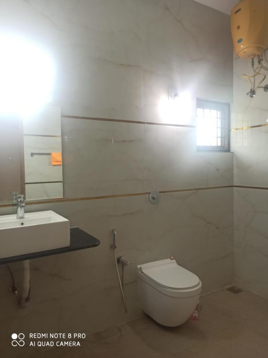Shower, Toilet, bidet