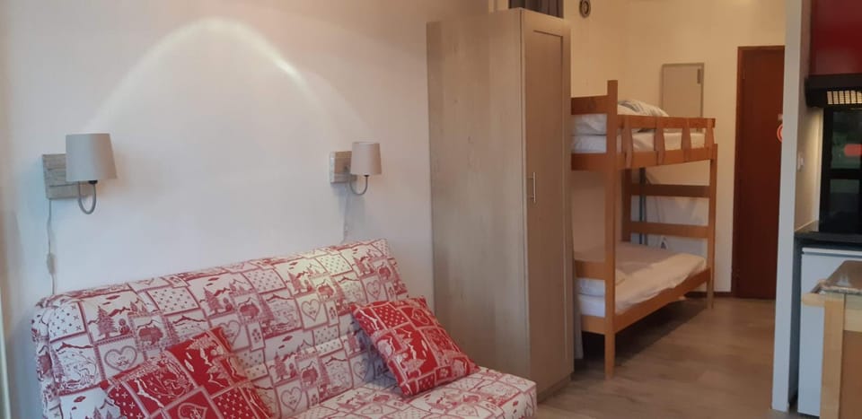 TV and multimedia, bunk bed