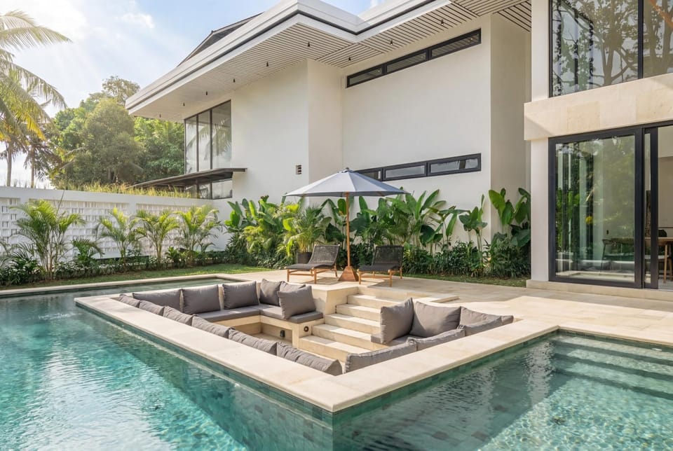 Property building, Patio, Seating area, Swimming pool, Swimming pool