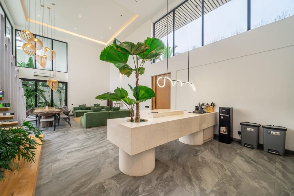 Living room, Dining area, kitchen