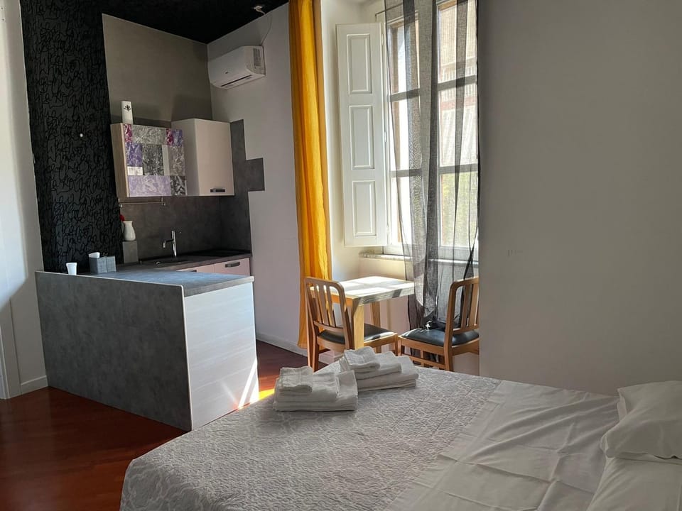 Una Rosa Blu 2 Bed and Breakfast in Salerno