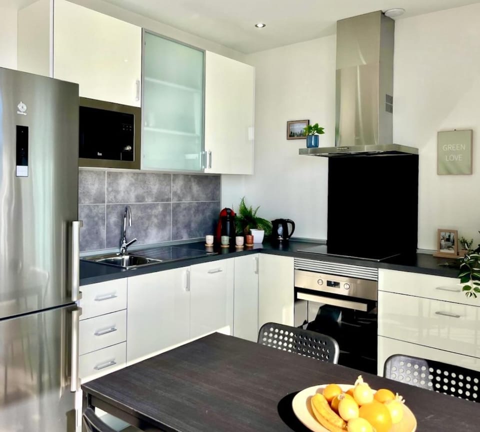 Casa Tucan - two bedrooms, heated pool, city and ocean views Apartment in Comarca Sur