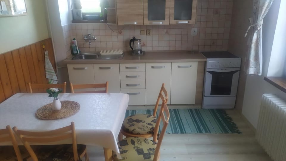 Katka a Martin samostatný apartmán s vlastným vchodom Apartment in Slovakia