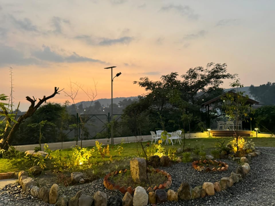 Garden, Garden