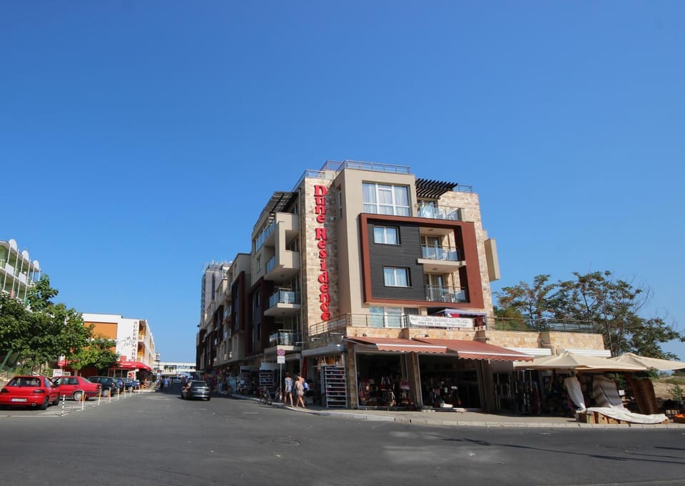 Property building, Shopping Area