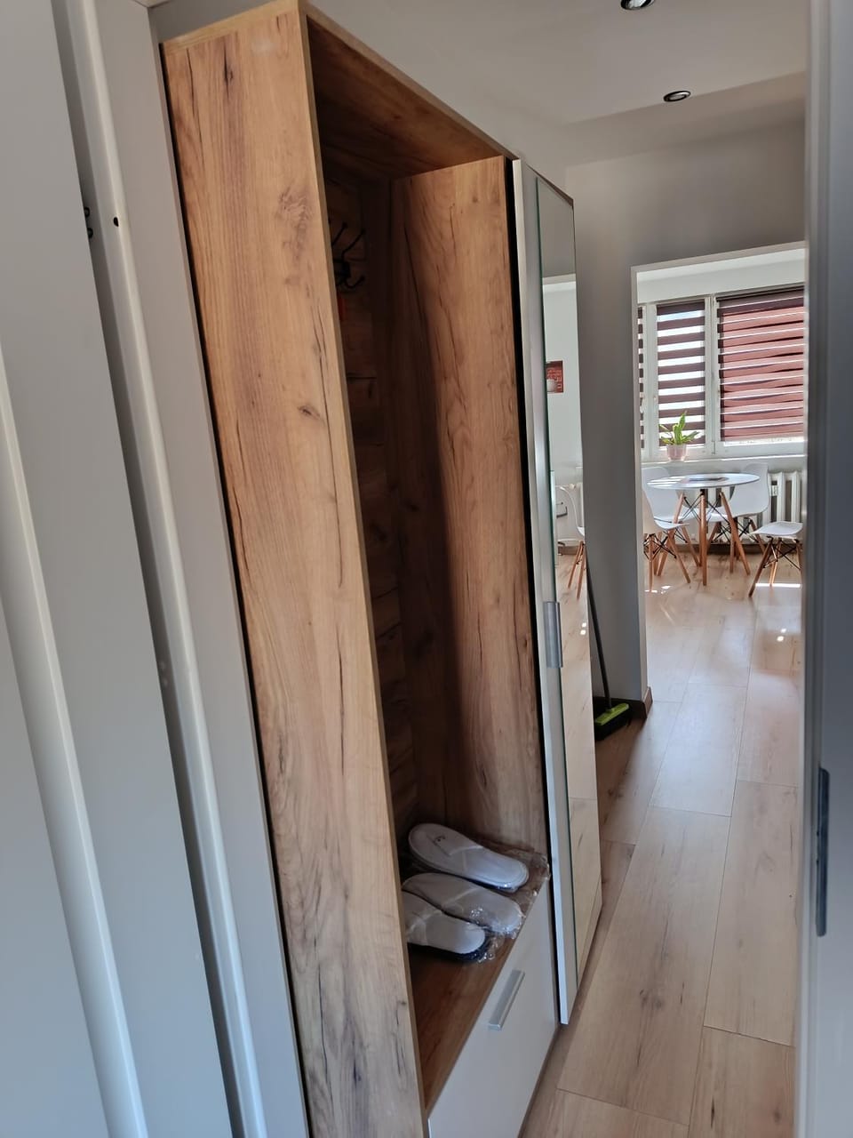 SAS Militaria dla 2 par 2 pokoje 4 osobysamodzielne zameldowanie, kody w wiadomości przed przyjazdem Apartment in West Pomeranian Voivodeship, Poland