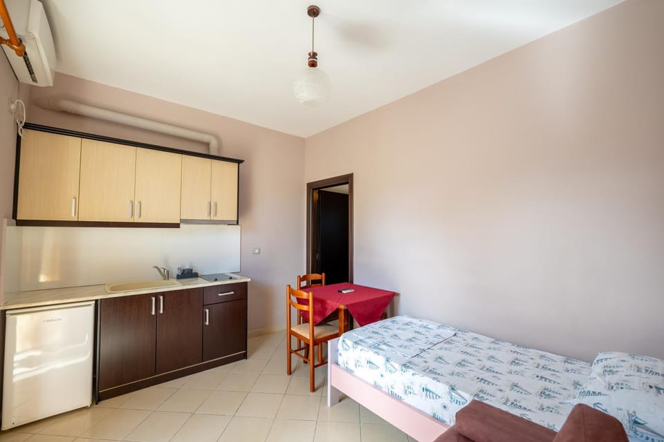 Flower Garden Villa Apartment in Ksamil