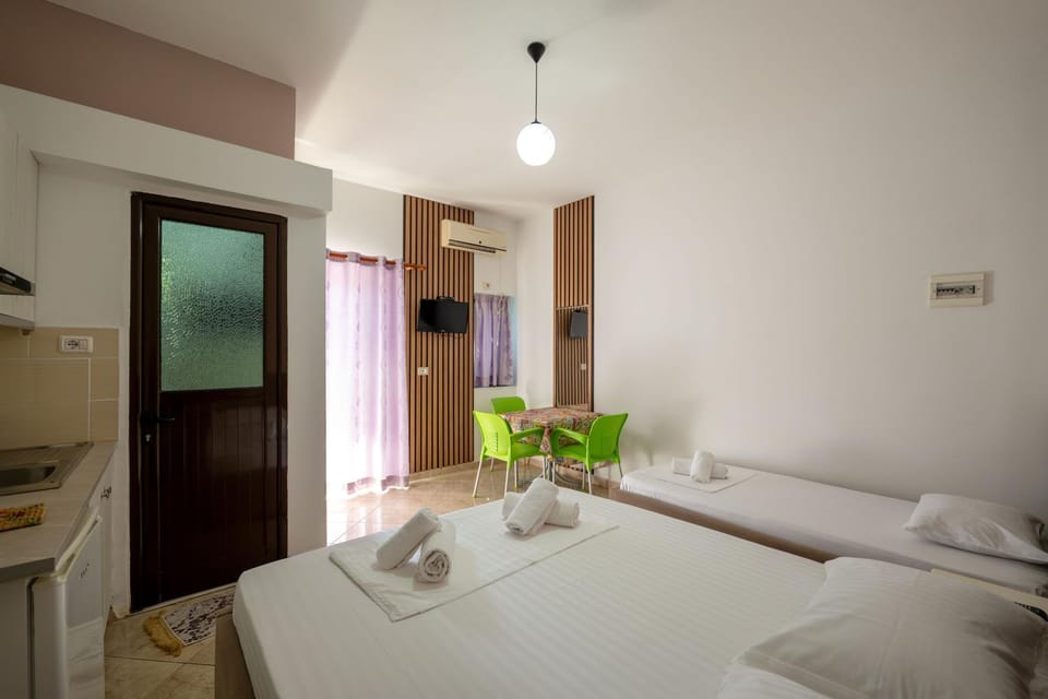 Flower Garden Villa Apartment in Ksamil