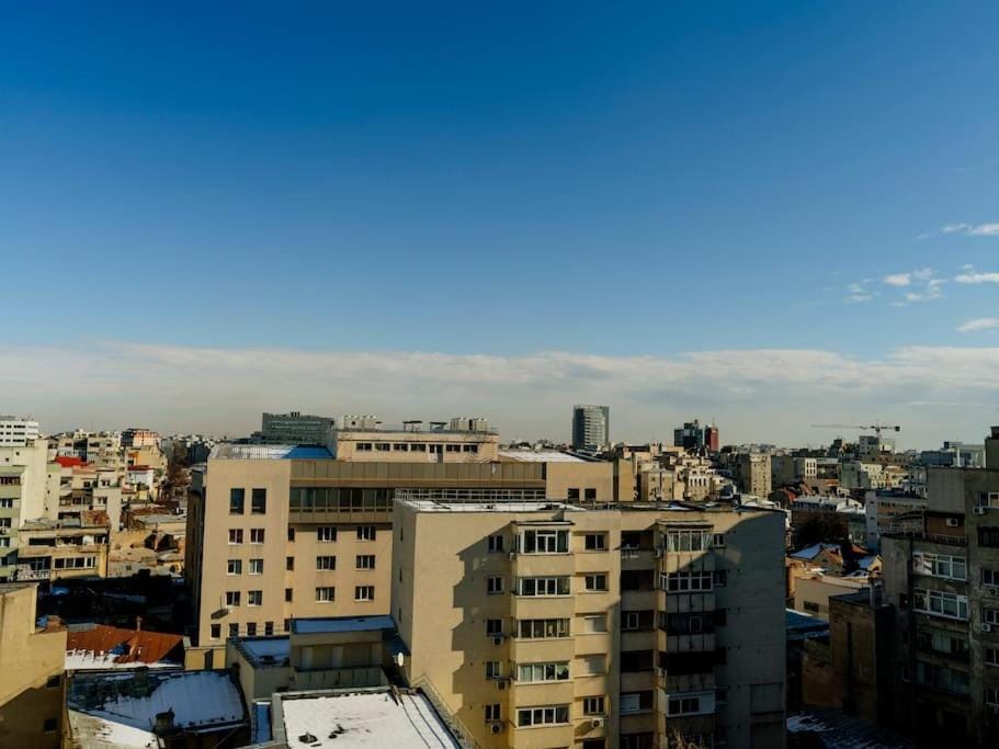 Sky Penthouse - University Square I Free parking I Balcony Apartment in Bucharest